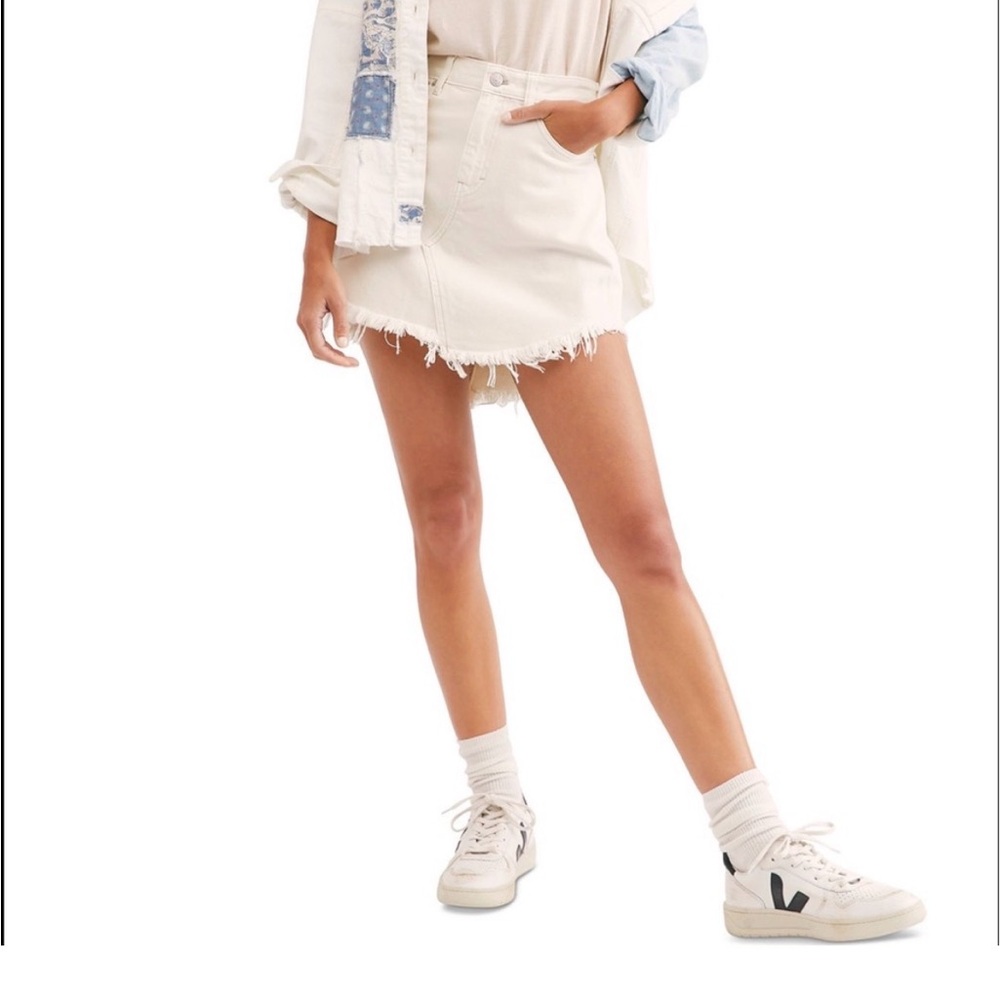 Free People Cream Frayed-Hem High-Waist Mini Skirt - Picture 2 of 6